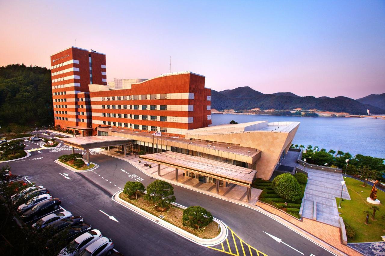 Geoje Samsung Hotel Exterior photo