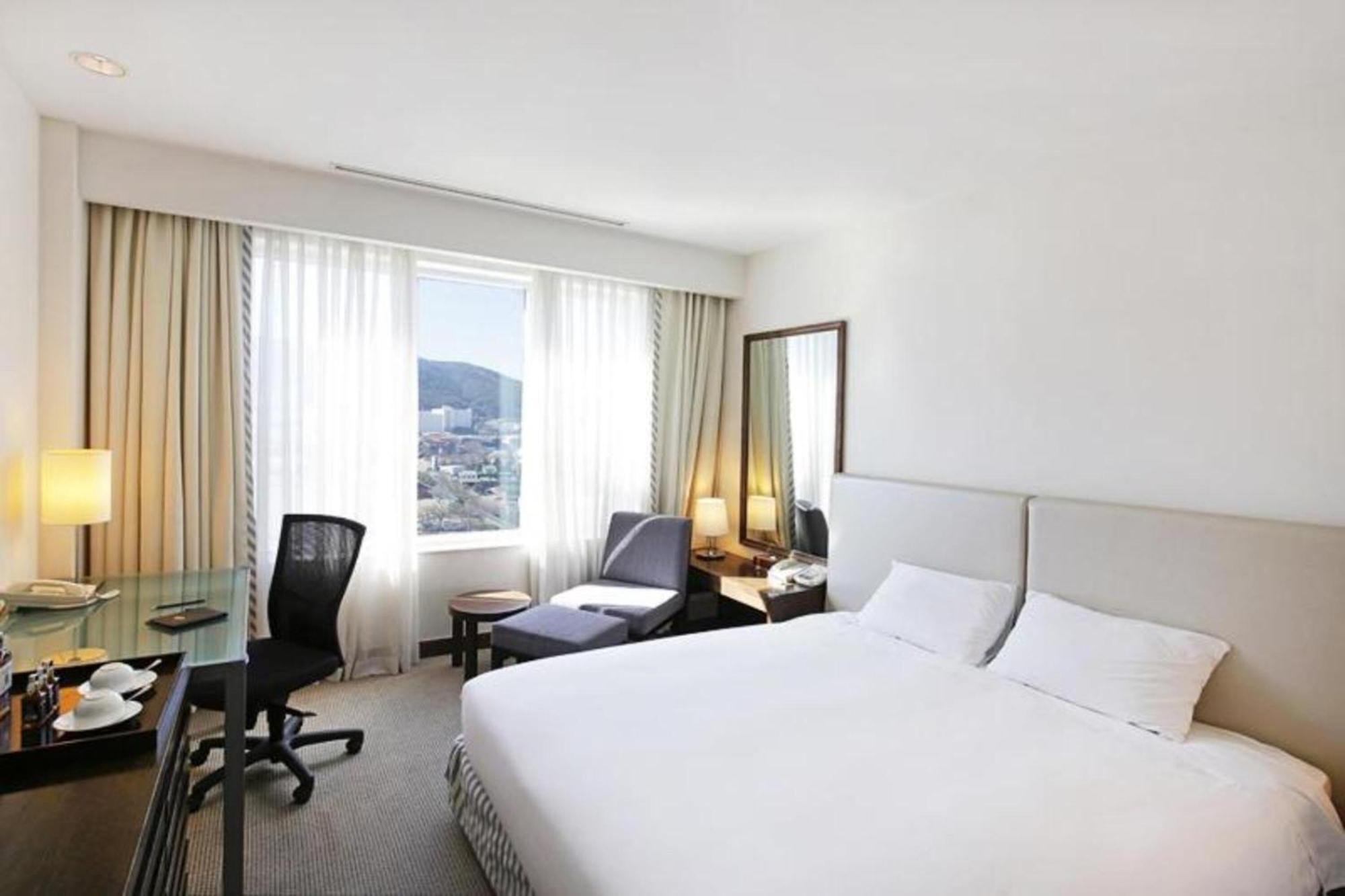Geoje Samsung Hotel Exterior photo