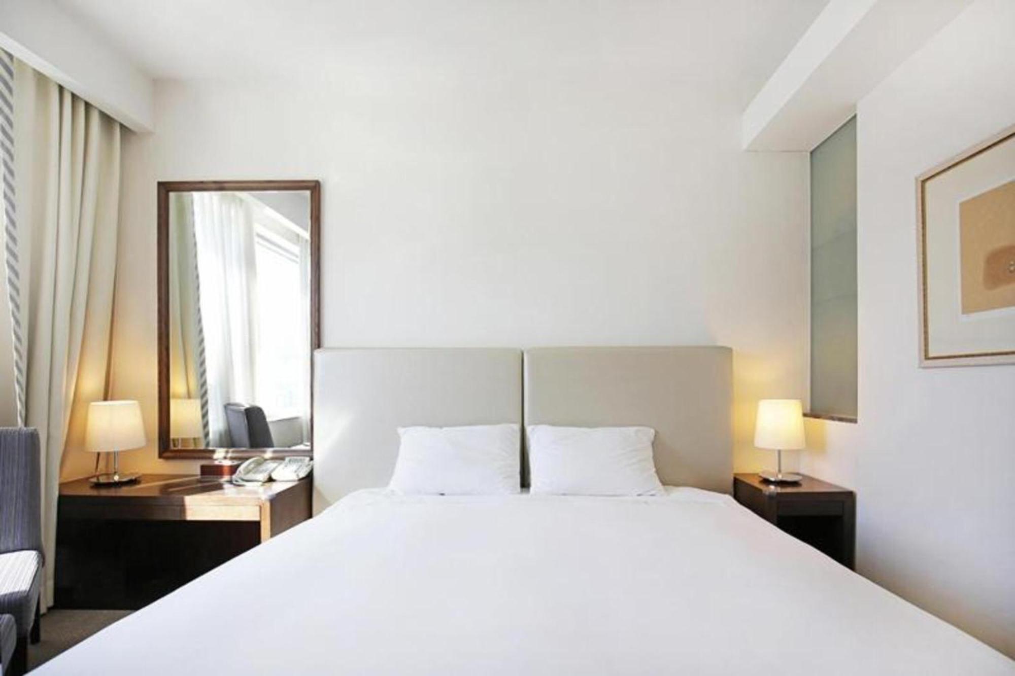Geoje Samsung Hotel Exterior photo